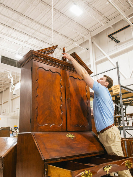Issue Twenty-One T.O.C. – “It Never Gets Old: A Visit to Bonhams Skinner Auction House”