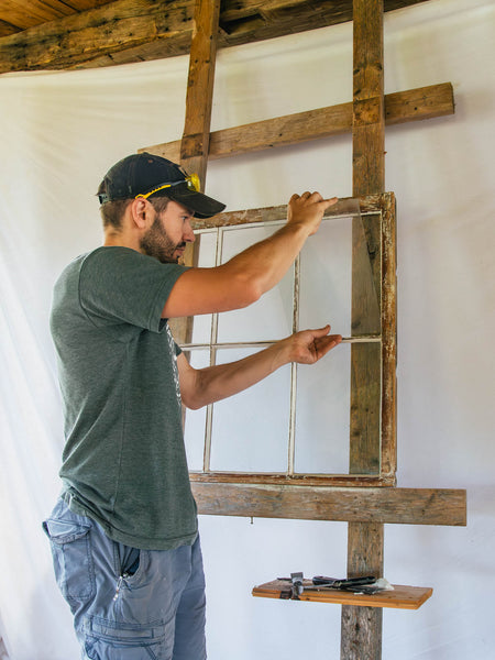 Issue Seventeen T.O.C. – Michael Updegraff – "Restoring Sash Windows"